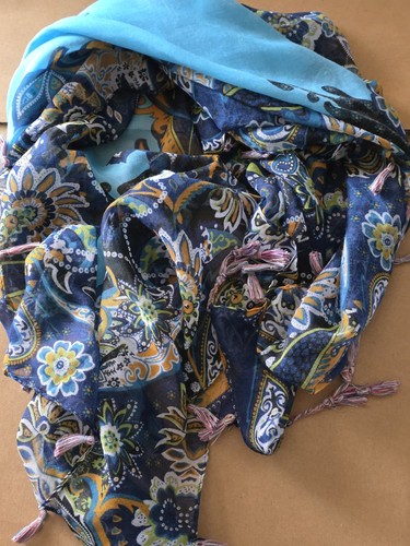 Tuch schal mit paisley - tuch,